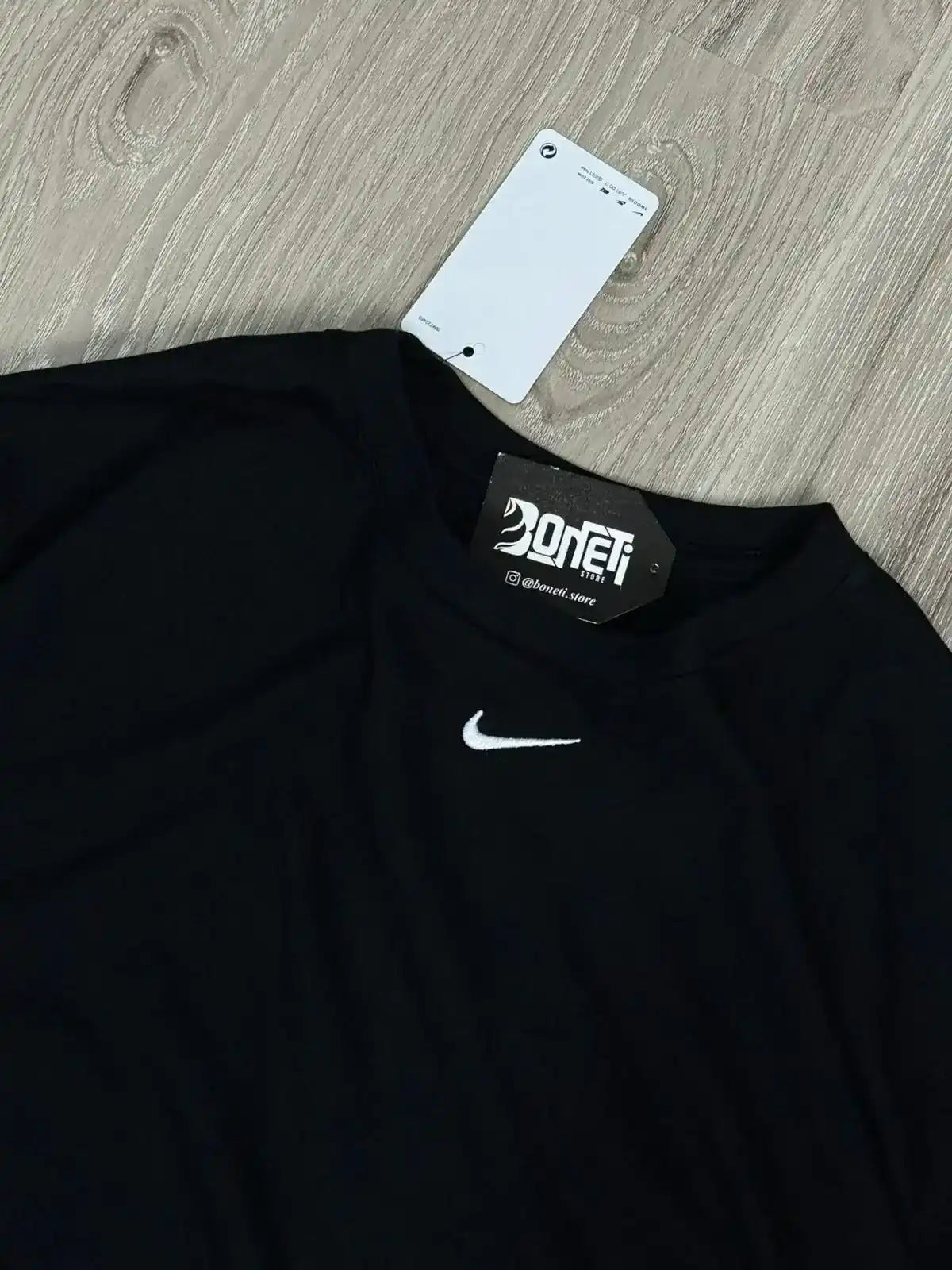 CAMISETA OVERSIZED NK ESSENTIALS - PRETA