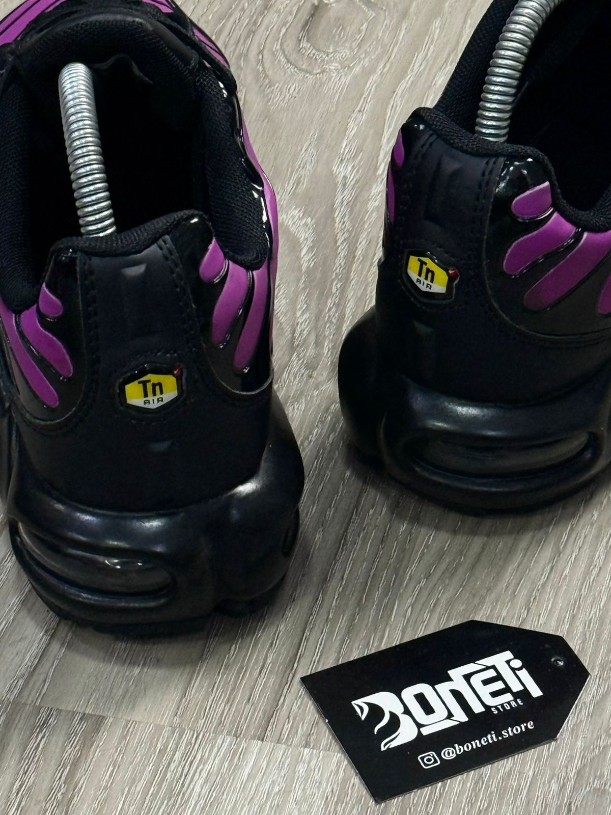 TÊNIS NK AIR MAX PLUS TN CHANGE COLOR - PURPLE