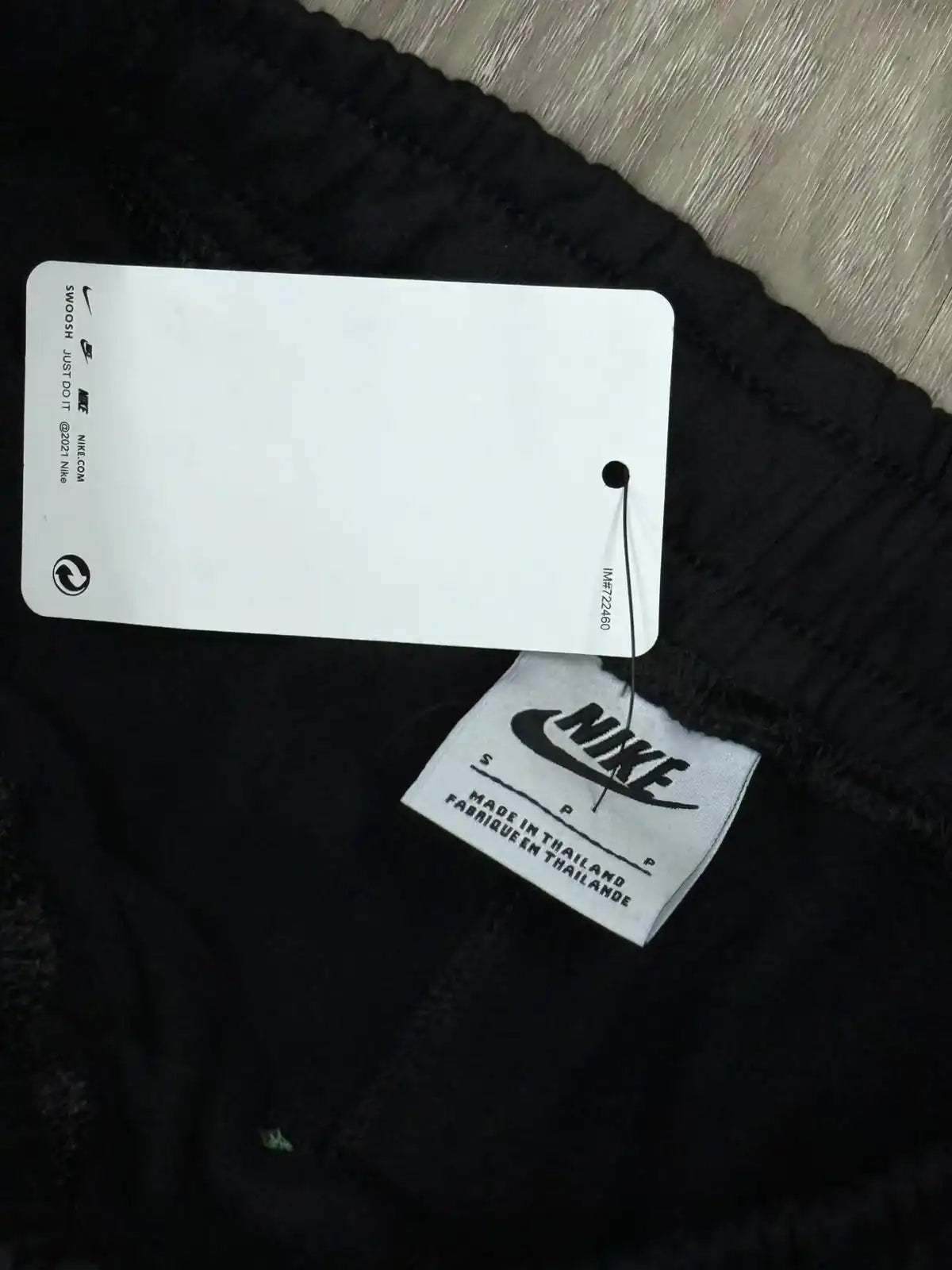 SHORTS MOLETOM NK WORLD TOUR - PRETO