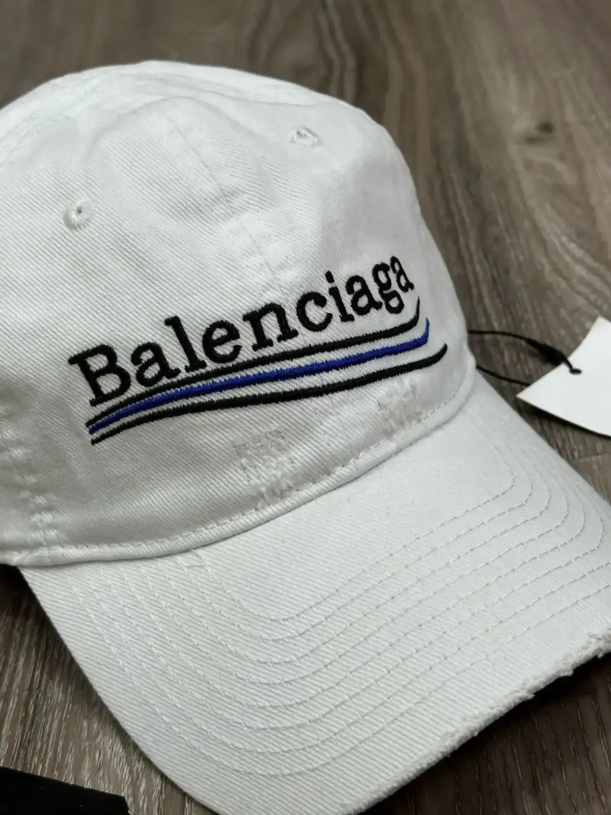 BONÉ BALENCIAGA BASEBALL CLASSIC - BRANCO