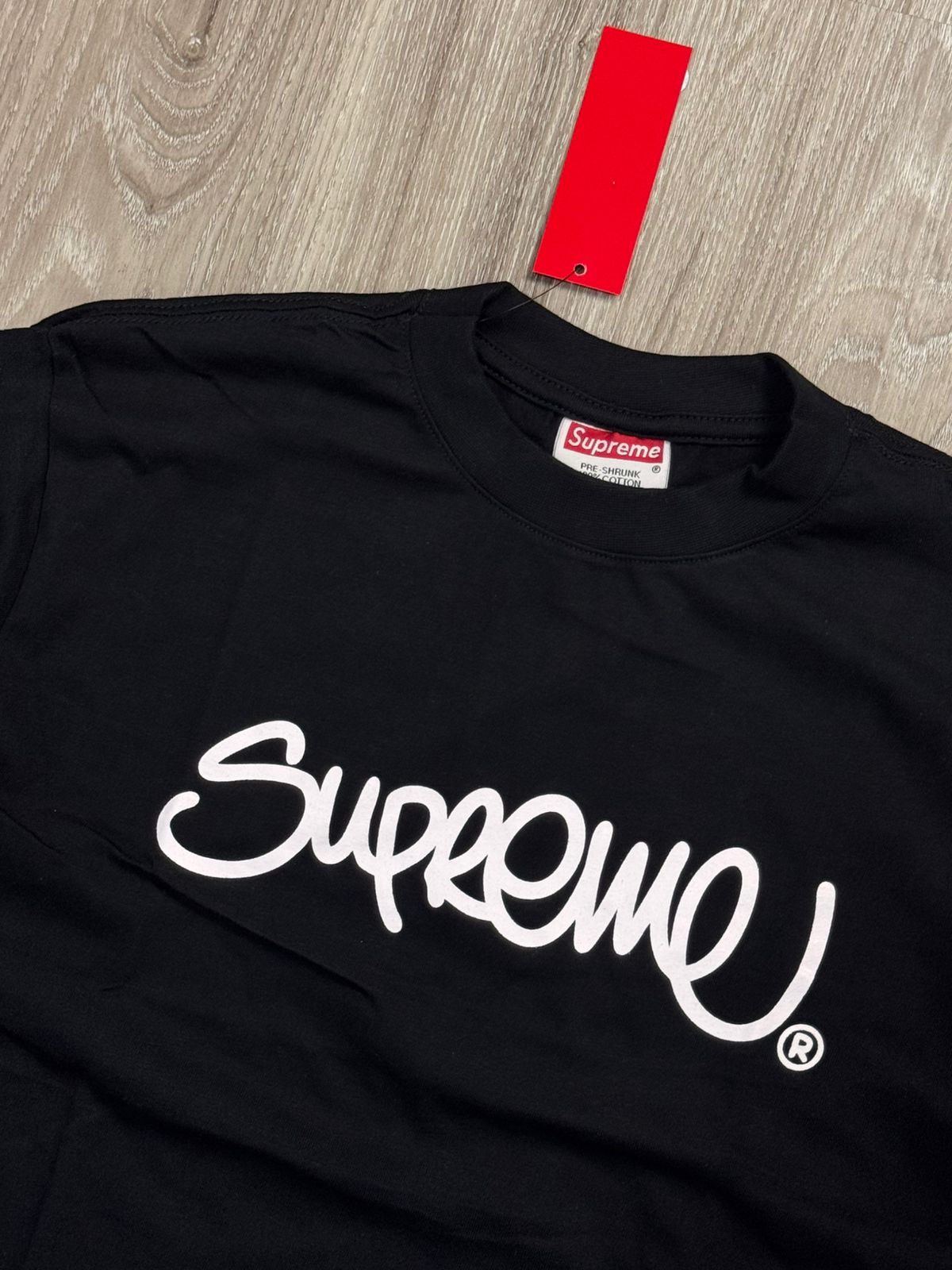 CAMISETA SUP GRAFFITI SCRIPT - PRETA