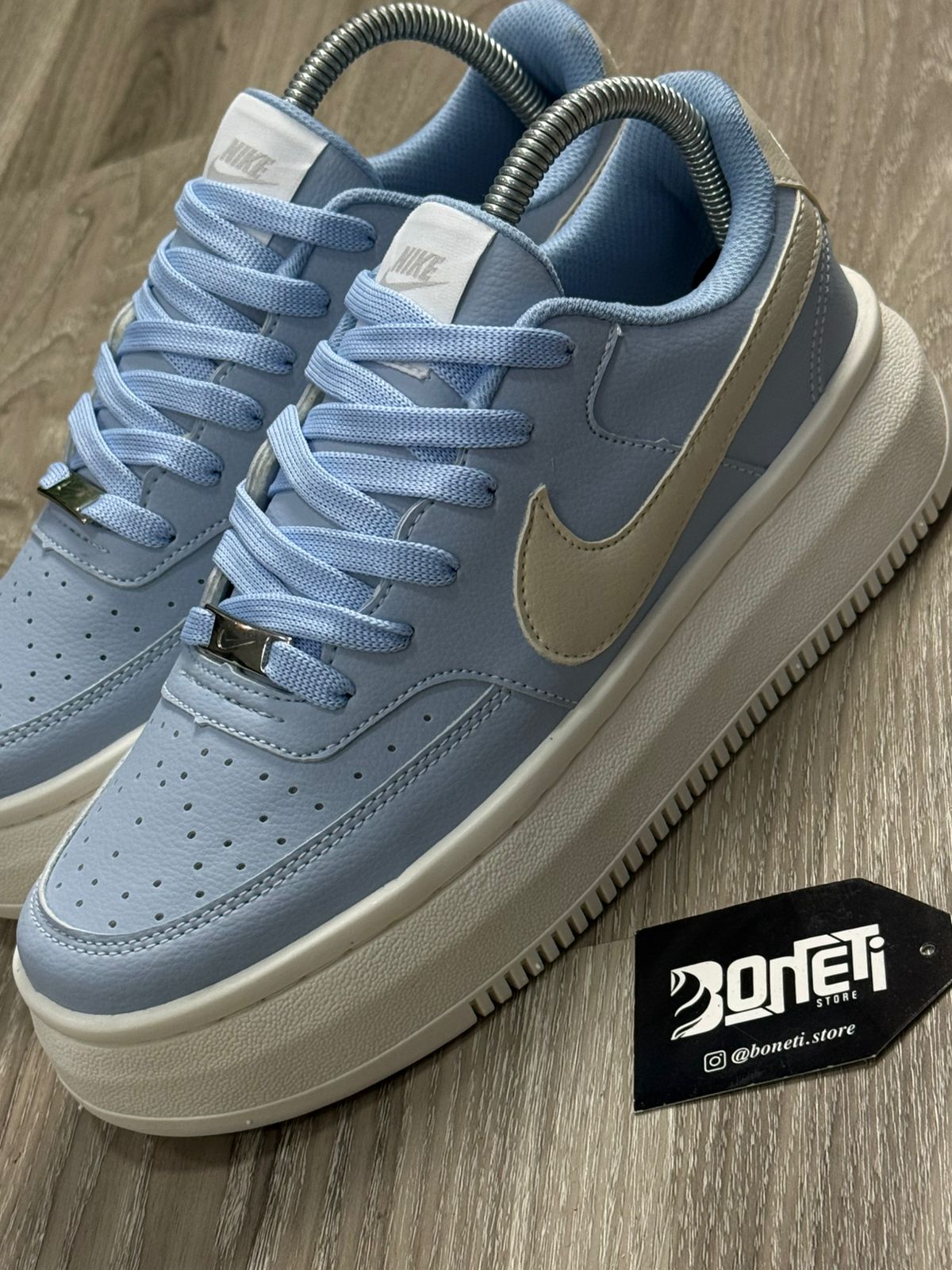 TÊNIS NK COURT VISION - BABY BLUE