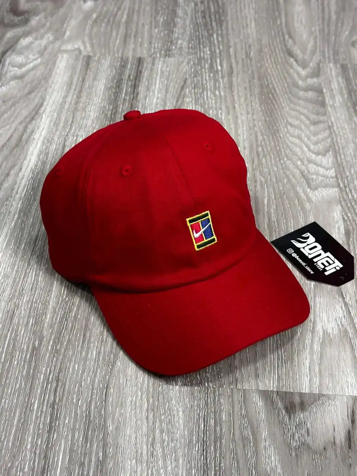 BONÉ NK COURT HERITAGE 86 - VERMELHO