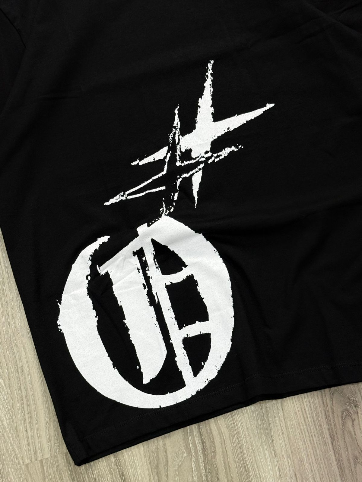 CAMISETA OVERSIZED OPLAN ESSENCIAL - PRETA