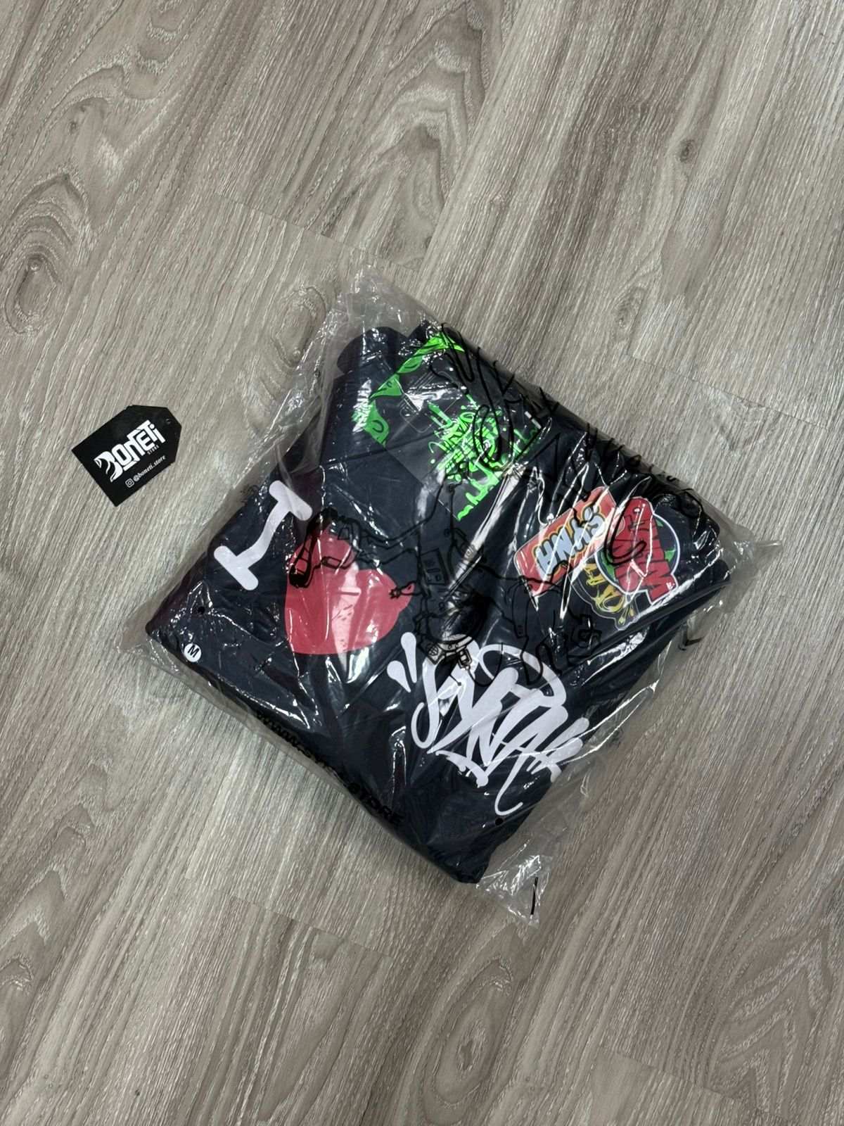 MOLETOM CANGURU SYNA I LOVE - PRETO