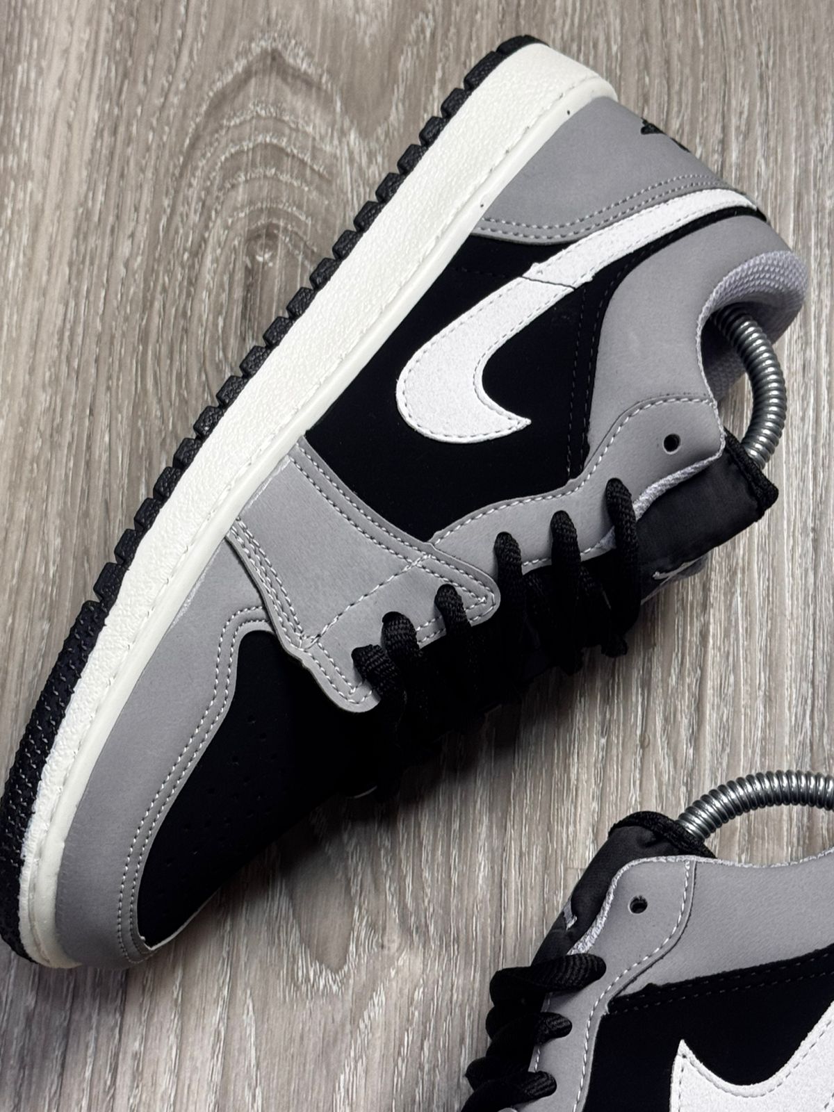 TÊNIS NK JORDAN 1 - GRAFITE BLACK