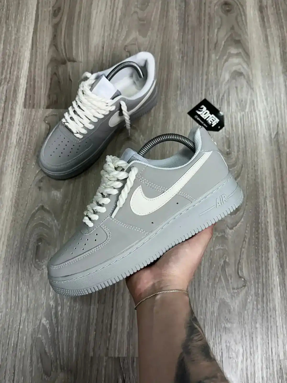 TÊNIS NK FORCE 1 - WOLF GREY