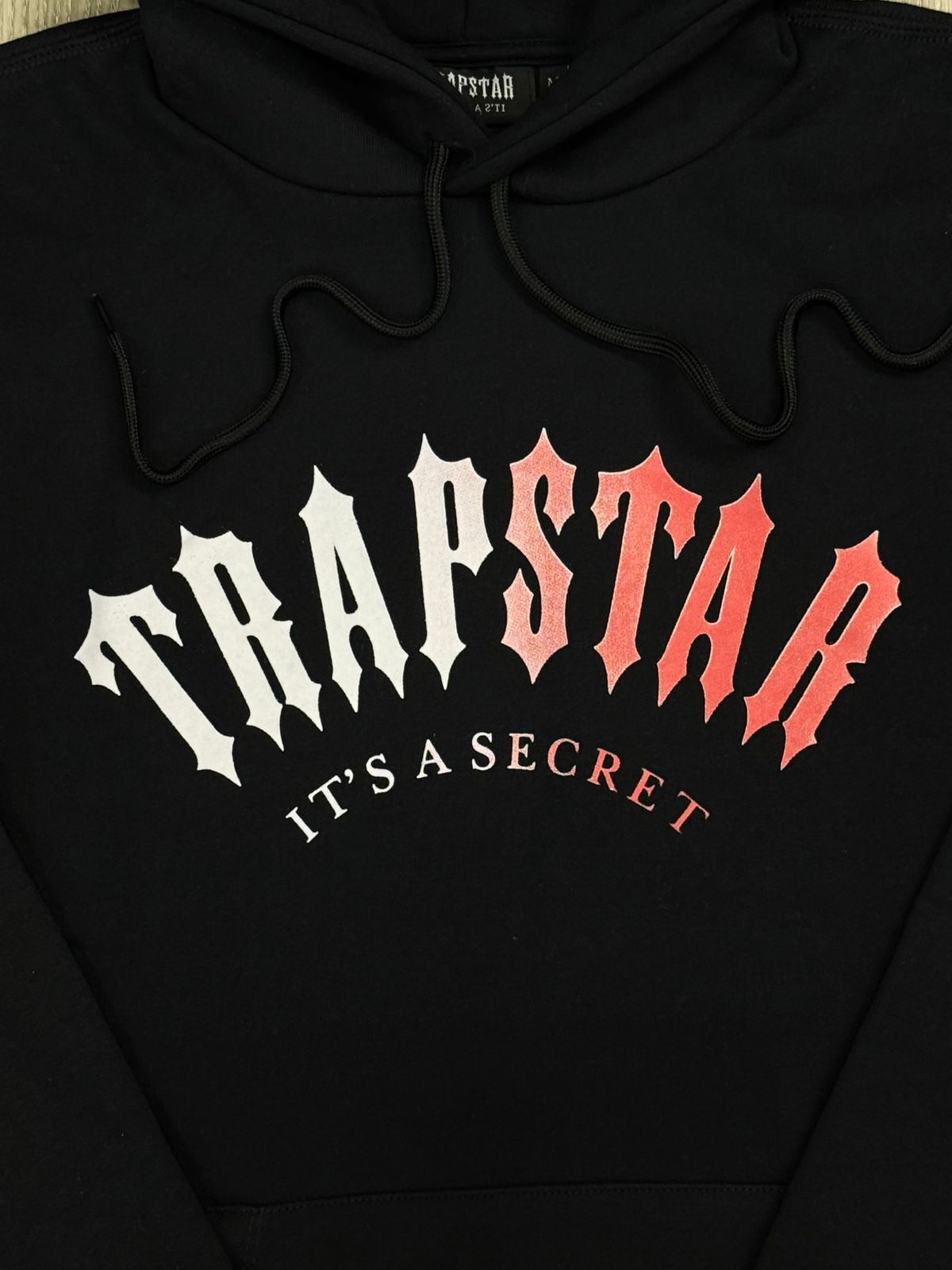 CONJUNTO TRAPSTAR IT'S A SECRET - PRETO