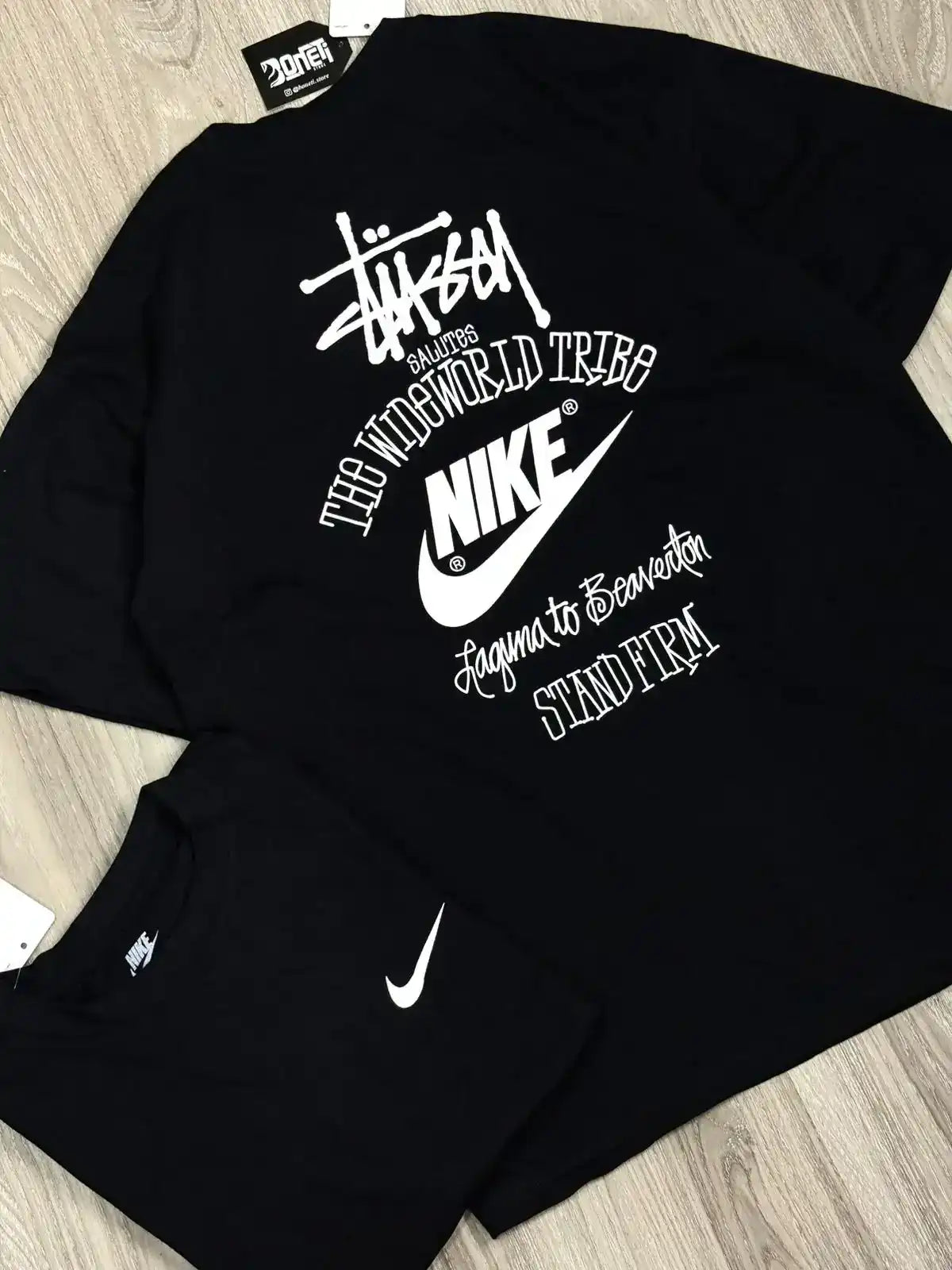 CAMISETA OVERSIZED NK X STUSSY - PRETA