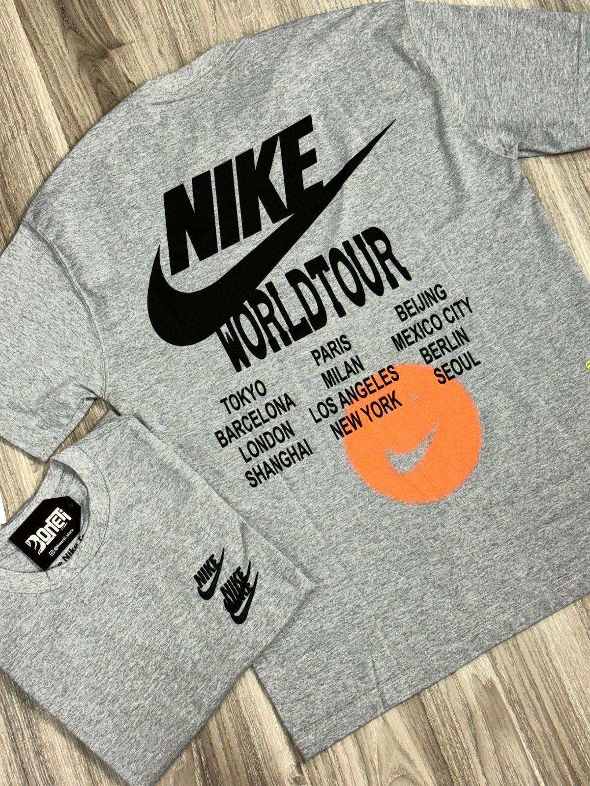 CAMISETA NK WORLD TOUR - CINZA