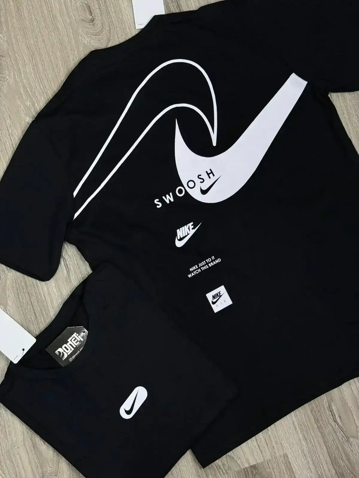 CAMISETA NK WATCH THIS BRAND - PRETA