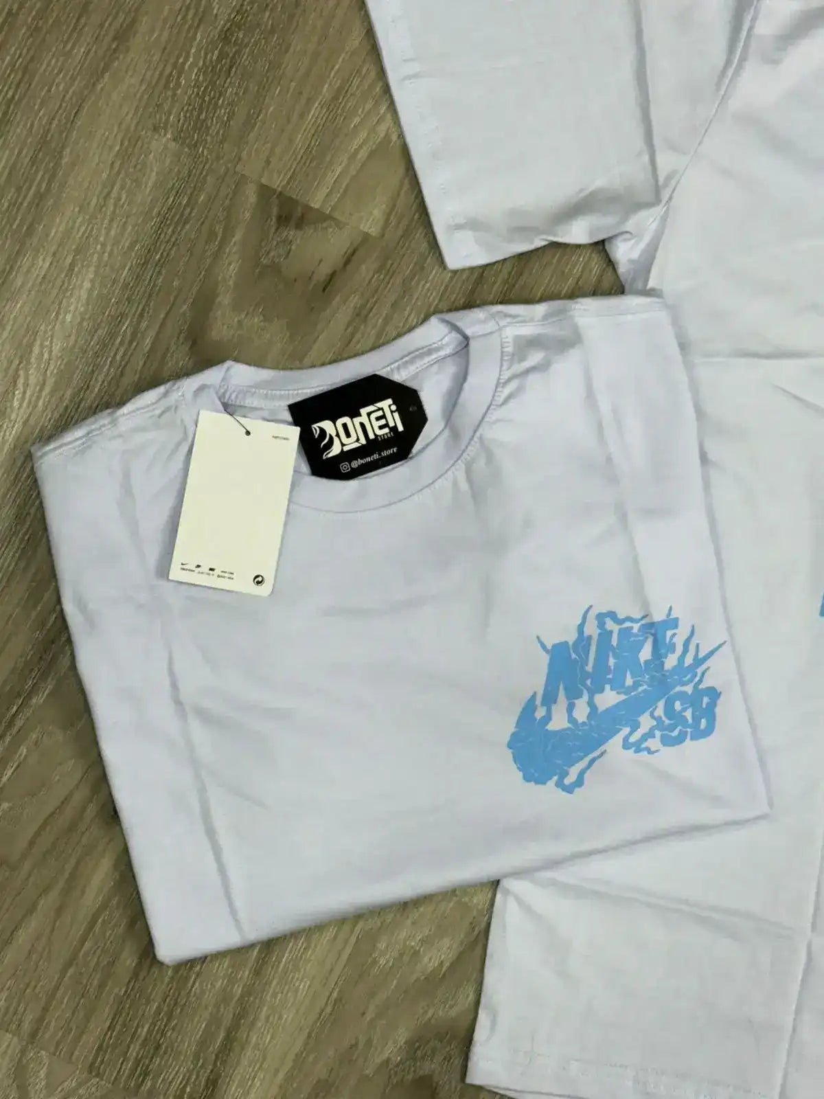 CAMISETA NK SB DRAGON - BRANCA E AZUL