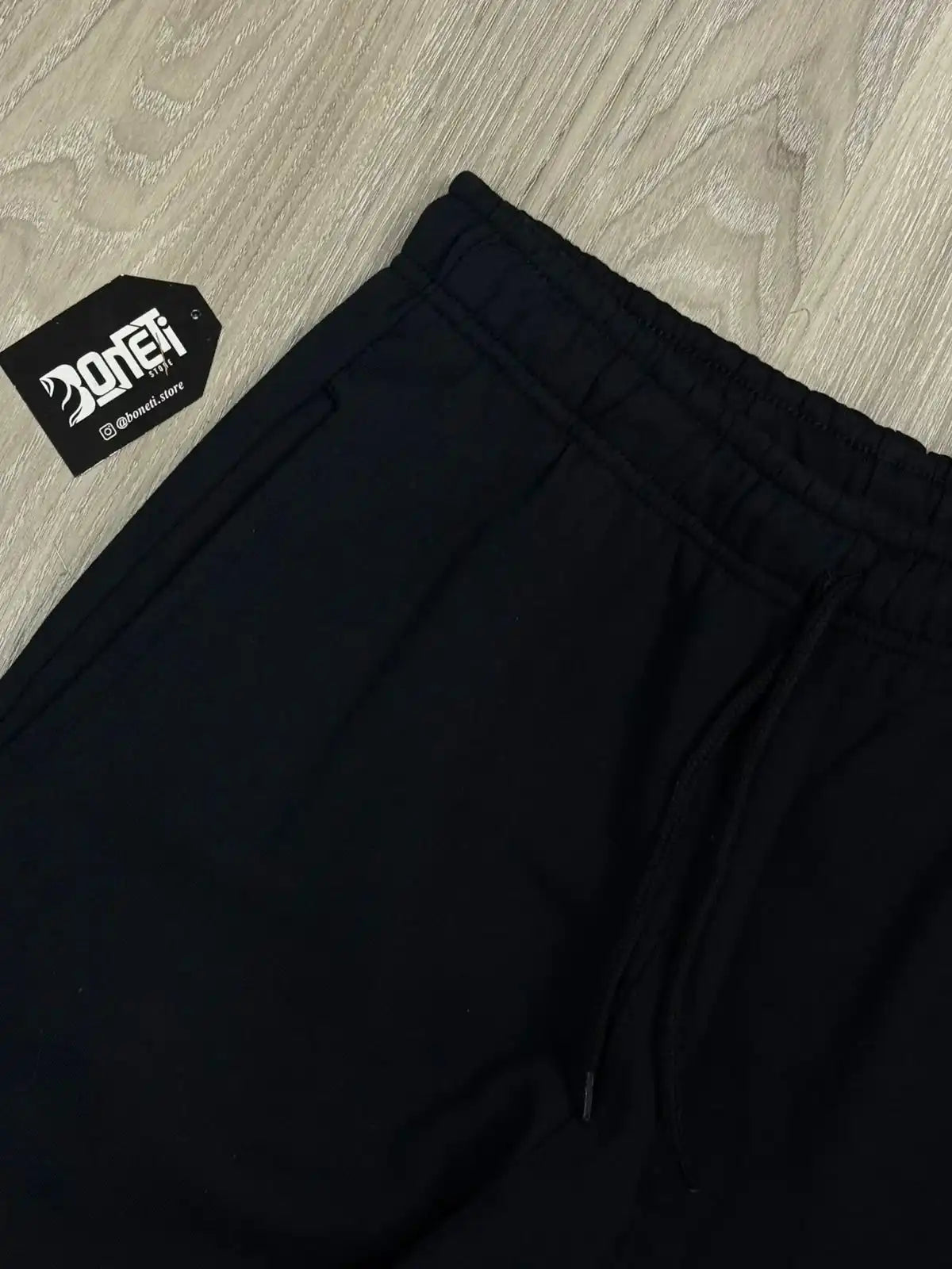 SHORTS MOLETOM TRAPSTAR - PRETO