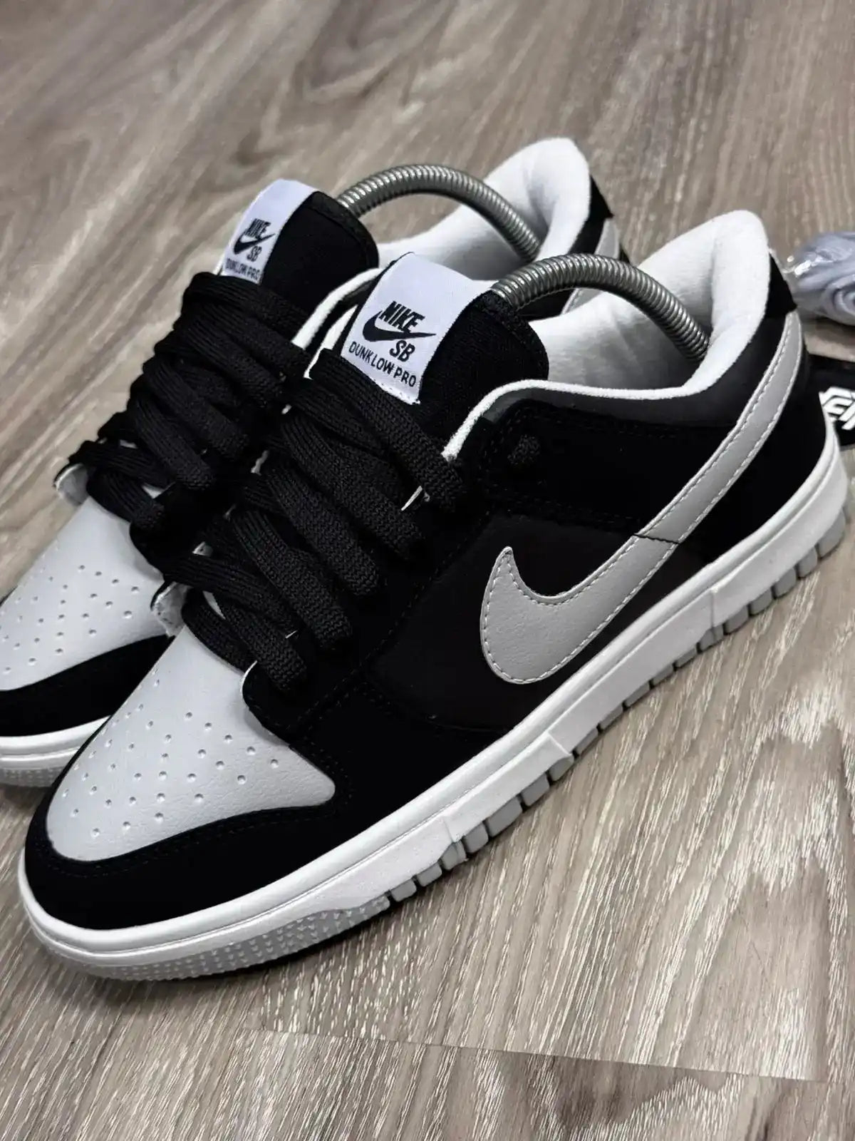 TÊNIS NK DUNK - PRETO E CINZA