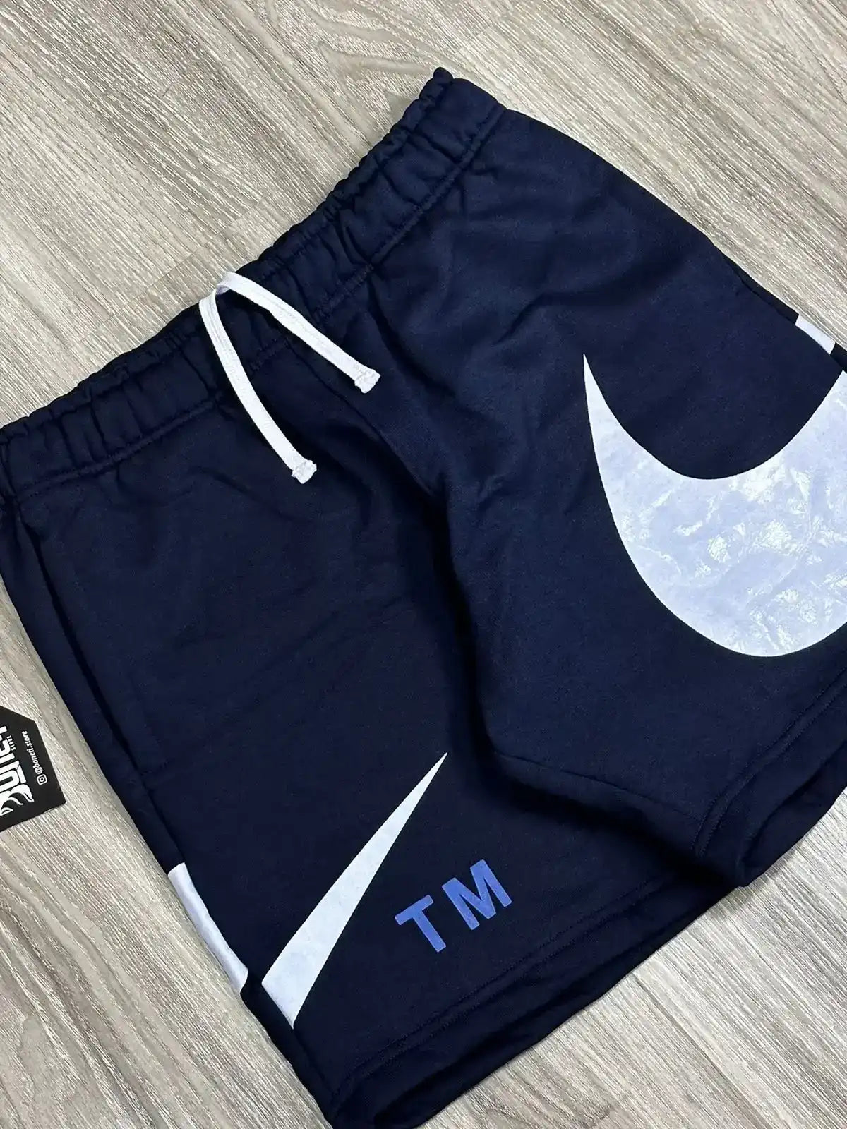 SHORTS MOLETOM NK BIG SWOOSH - AZUL MARINHO