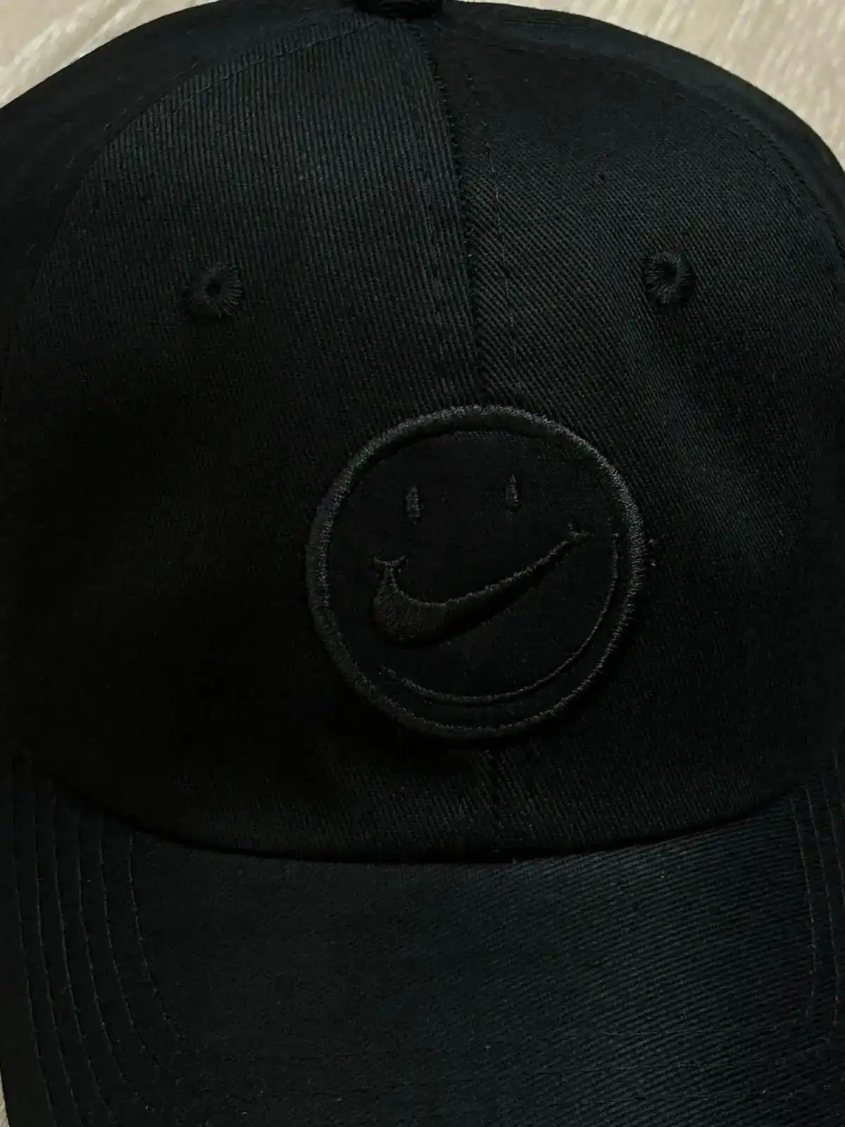 BONÉ NIKE SMILE TST - PRETO