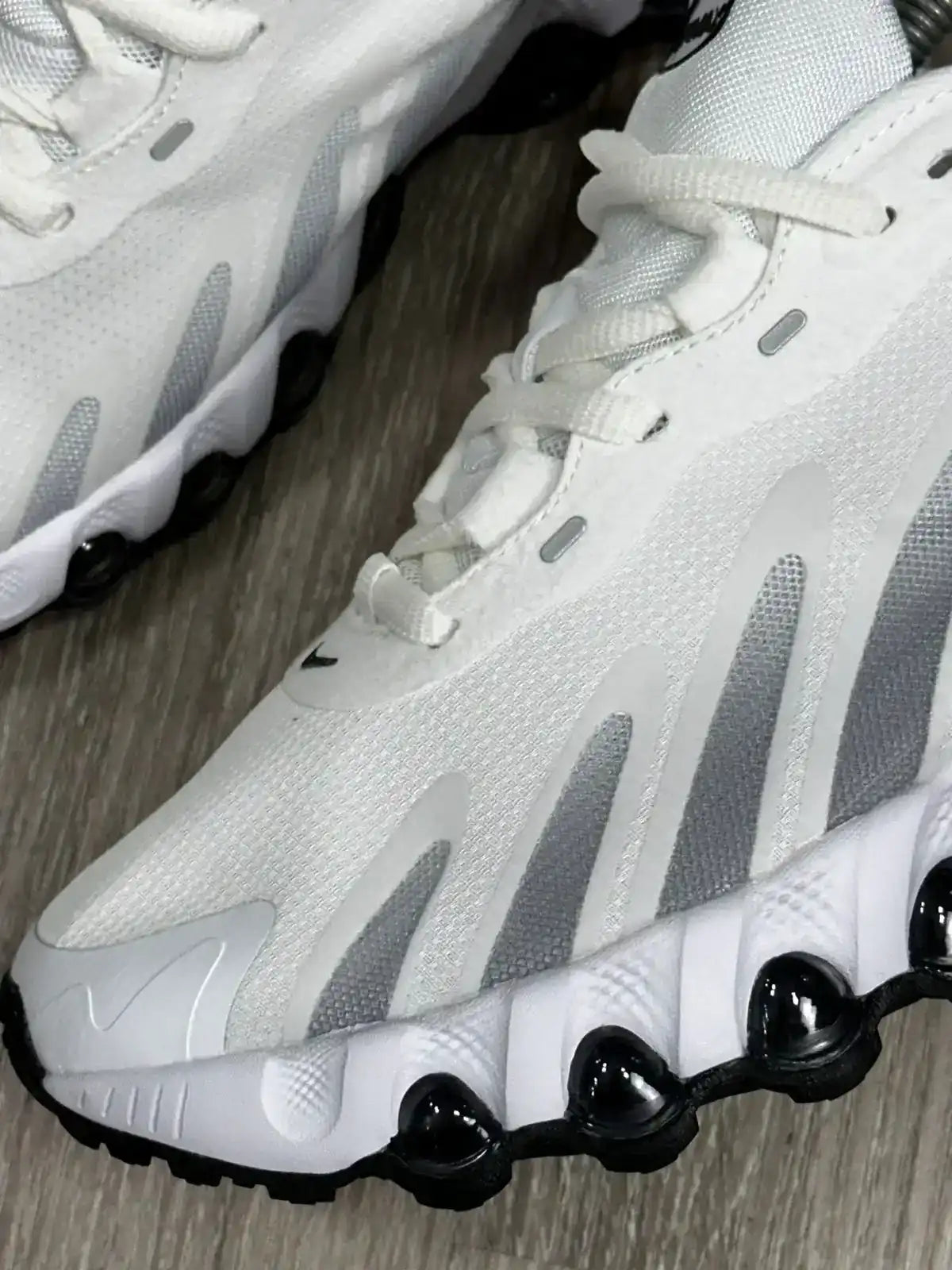 TÊNIS NK AIR MAX DN8 - TRIPLE WHITE