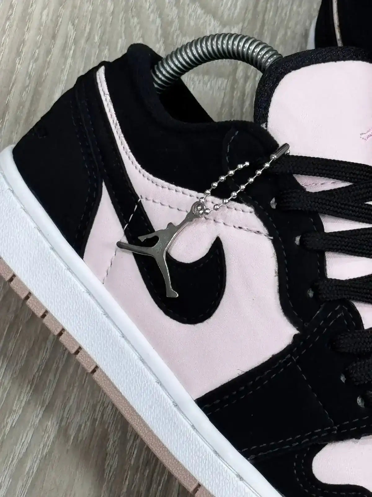 TÊNIS NK JORDAN 1 - ROSA