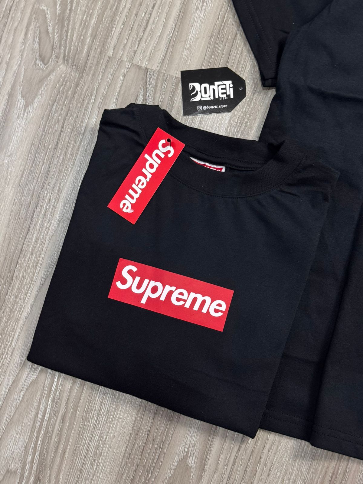 CAMISETA SUP BOX LOGO BEAUTIFUL PLACE - PRETA