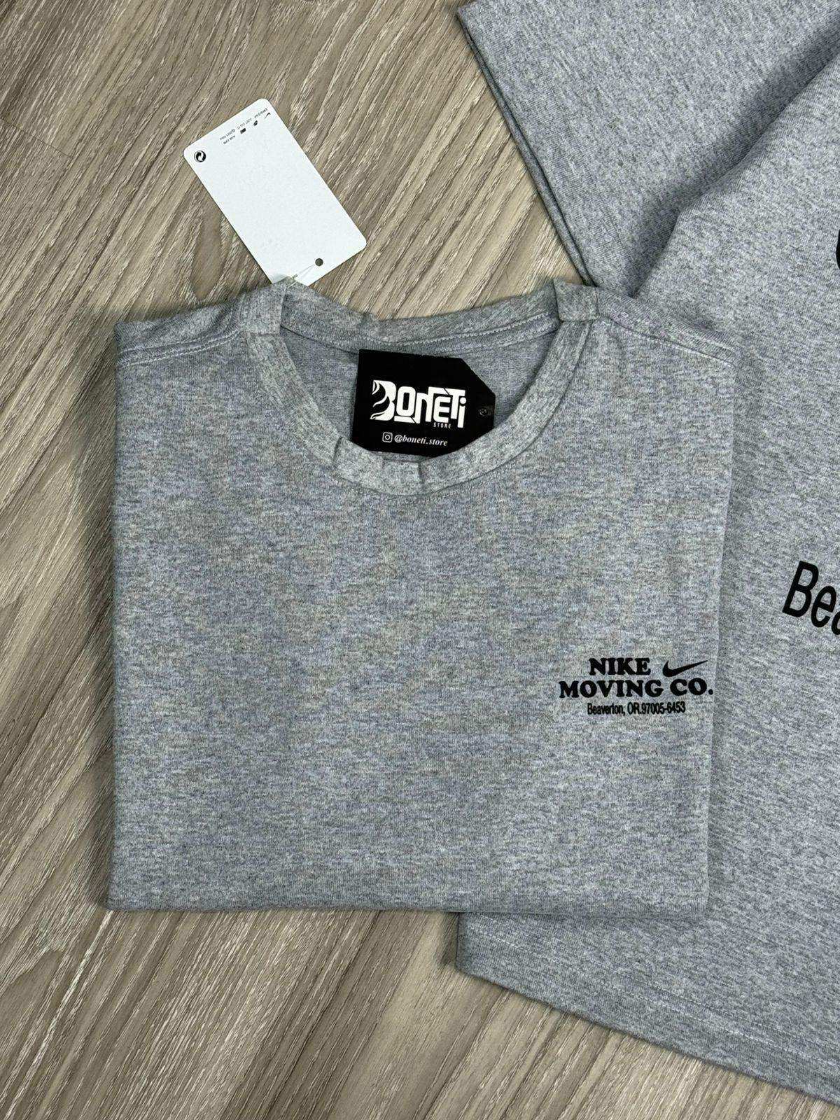 CAMISETA OVERSIZED NK MOVING CO - CINZA