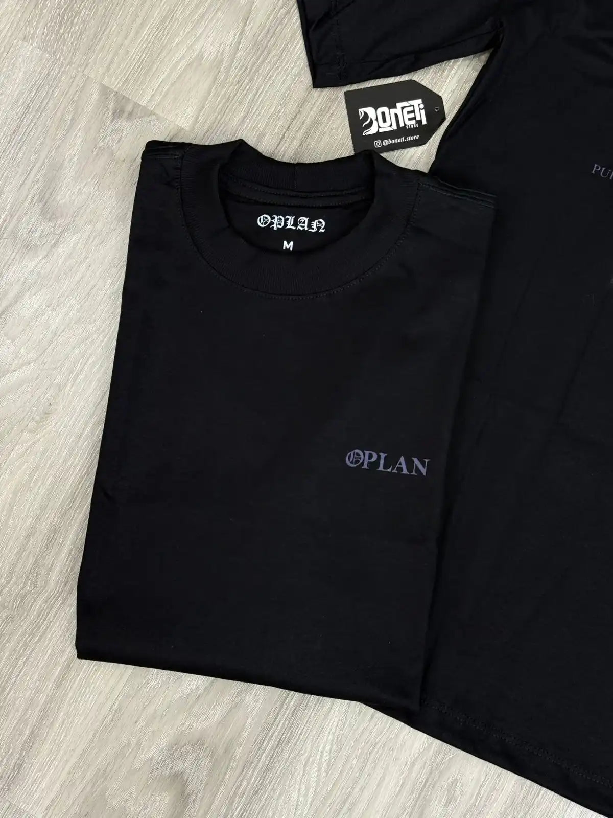 CAMISETA OVERSIZED OPLAN MASK - PRETA