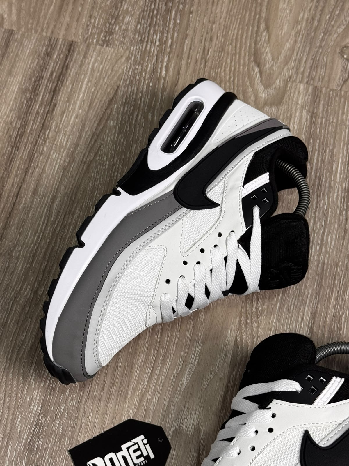 TÊNIS NK AIR MAX COMAND - GREY/BLACK