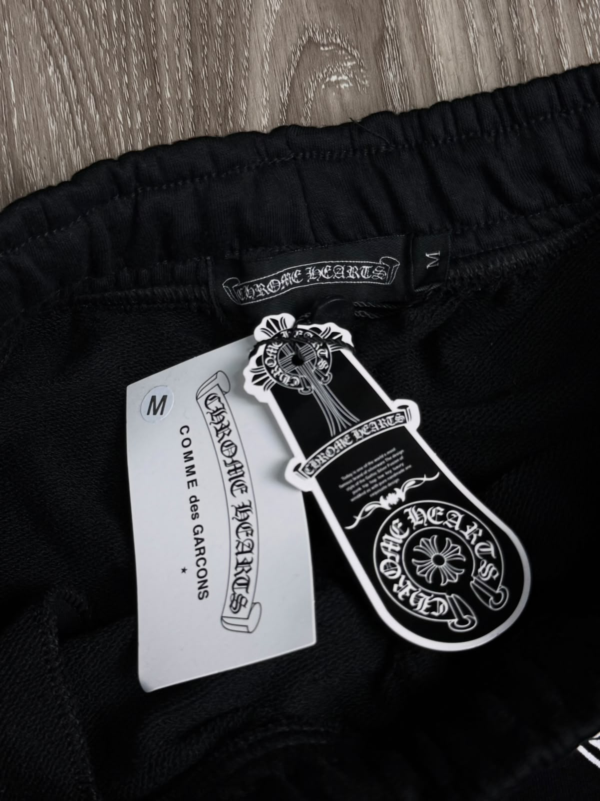 SHORTS MOLETOM CHROME HEARTS - PRETO