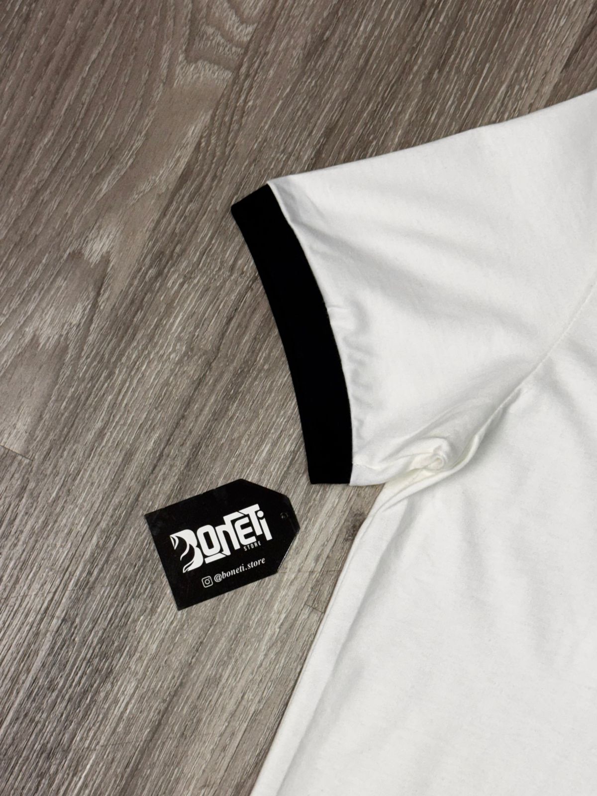 CAMISETA SLIM GOLA ZARA - OFFWHITE