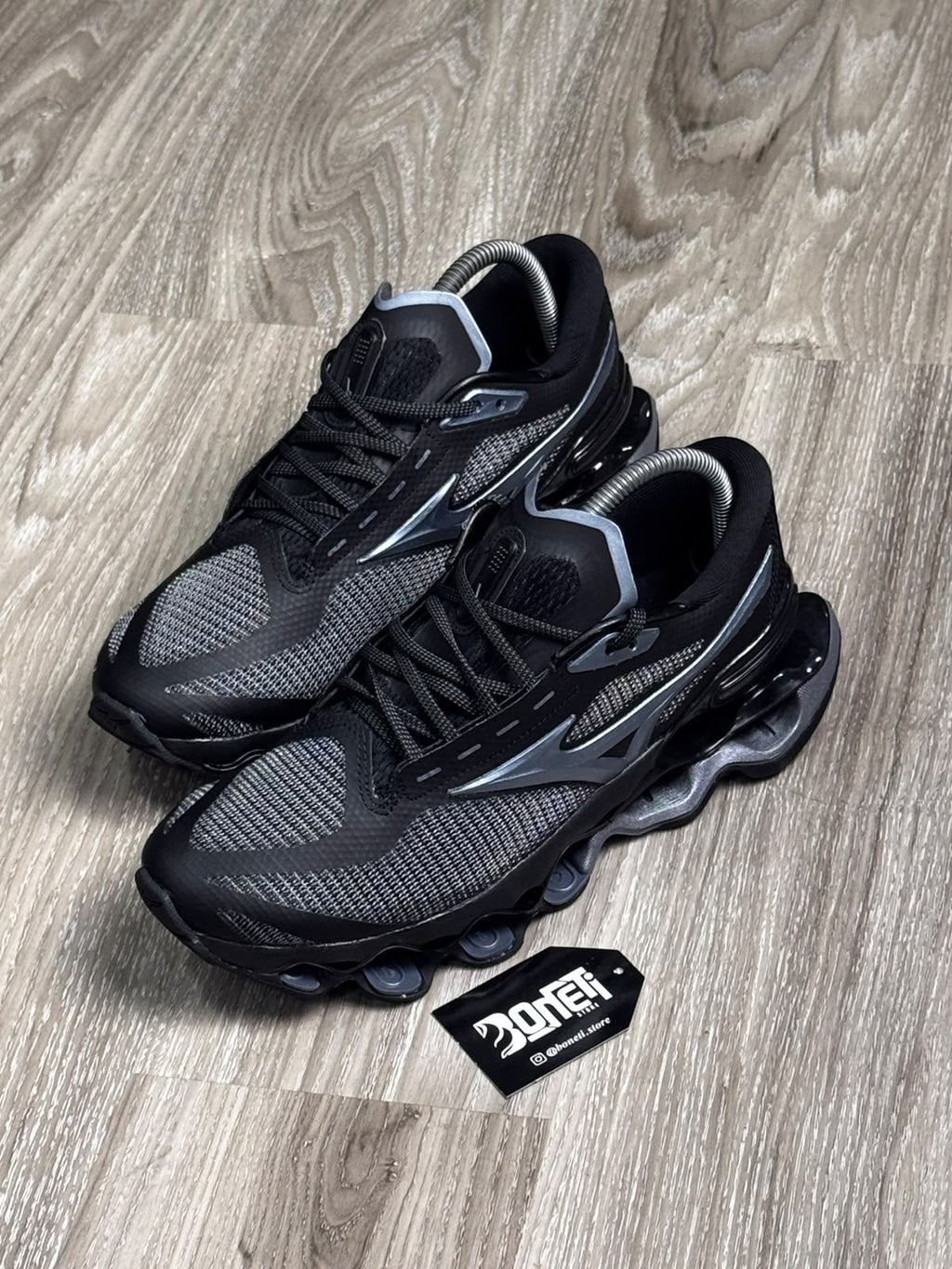 TÊNIS MZN WAVE PROPHECY 15 - PRETO E CINZA