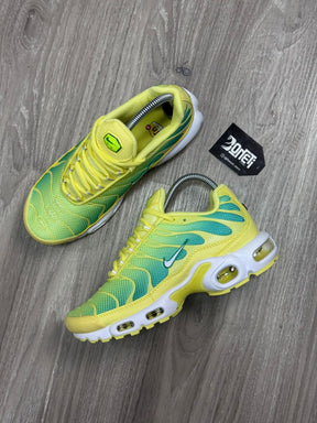 TÊNIS NK AIR MAX PLUS TN - LIMON LIME