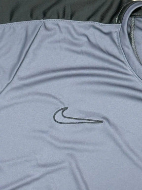 CAMISETA ACADEMY 2023 NK - CINZA