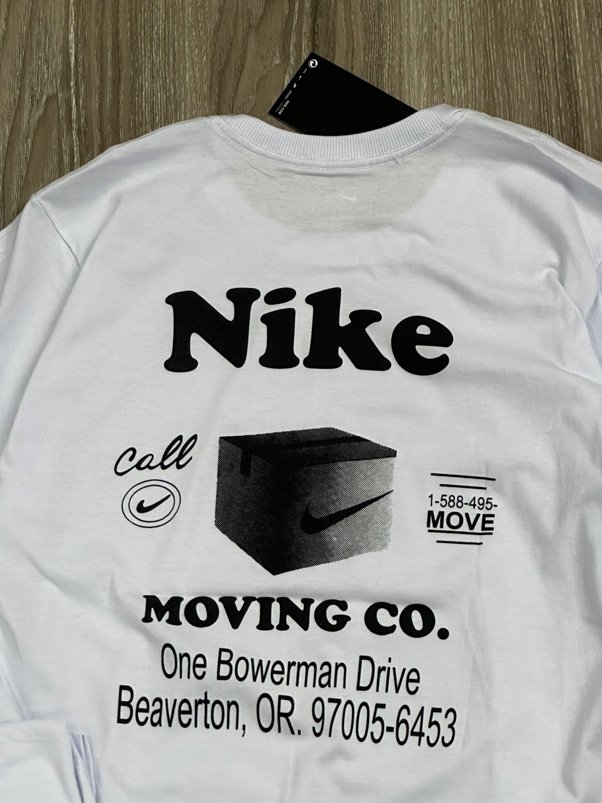 CAMISETA NK MOVING CO - BRANCA