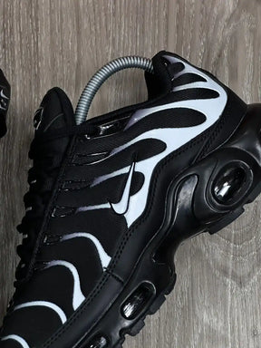 TÊNIS NK AIR MAX PLUS TN VENOM