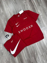 CAMISETA NK DOUBLE SWOOSH - VERMELHO