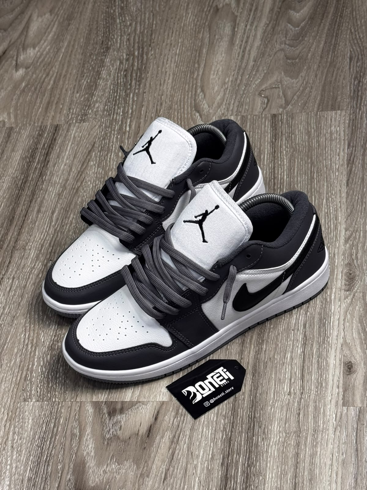 TÊNIS NK JORDAN 1 - GREY