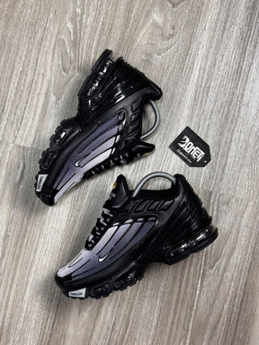 TÊNIS NK AIR MAX PLUS TN 3 - WOLF GREY