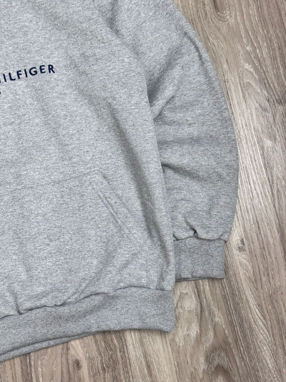 MOLETOM GOLA ALTA ZIP TOMMY - CINZA