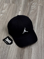 BONÉ JORDAN CLUB - PRETO LOGO BRANCA