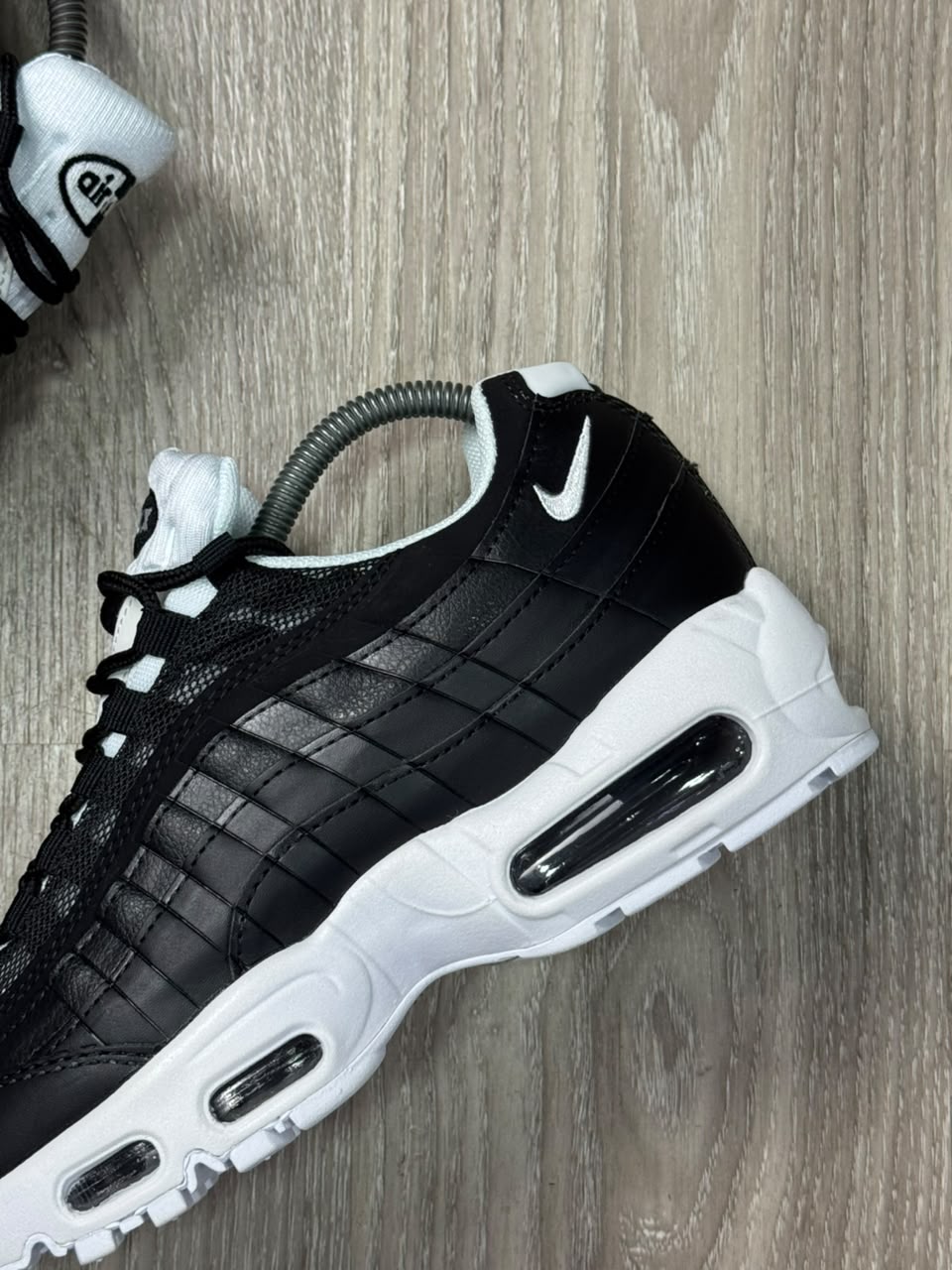 TÊNIS NK AIR MAX 95 - ESSENTIAL BLACK WHITE