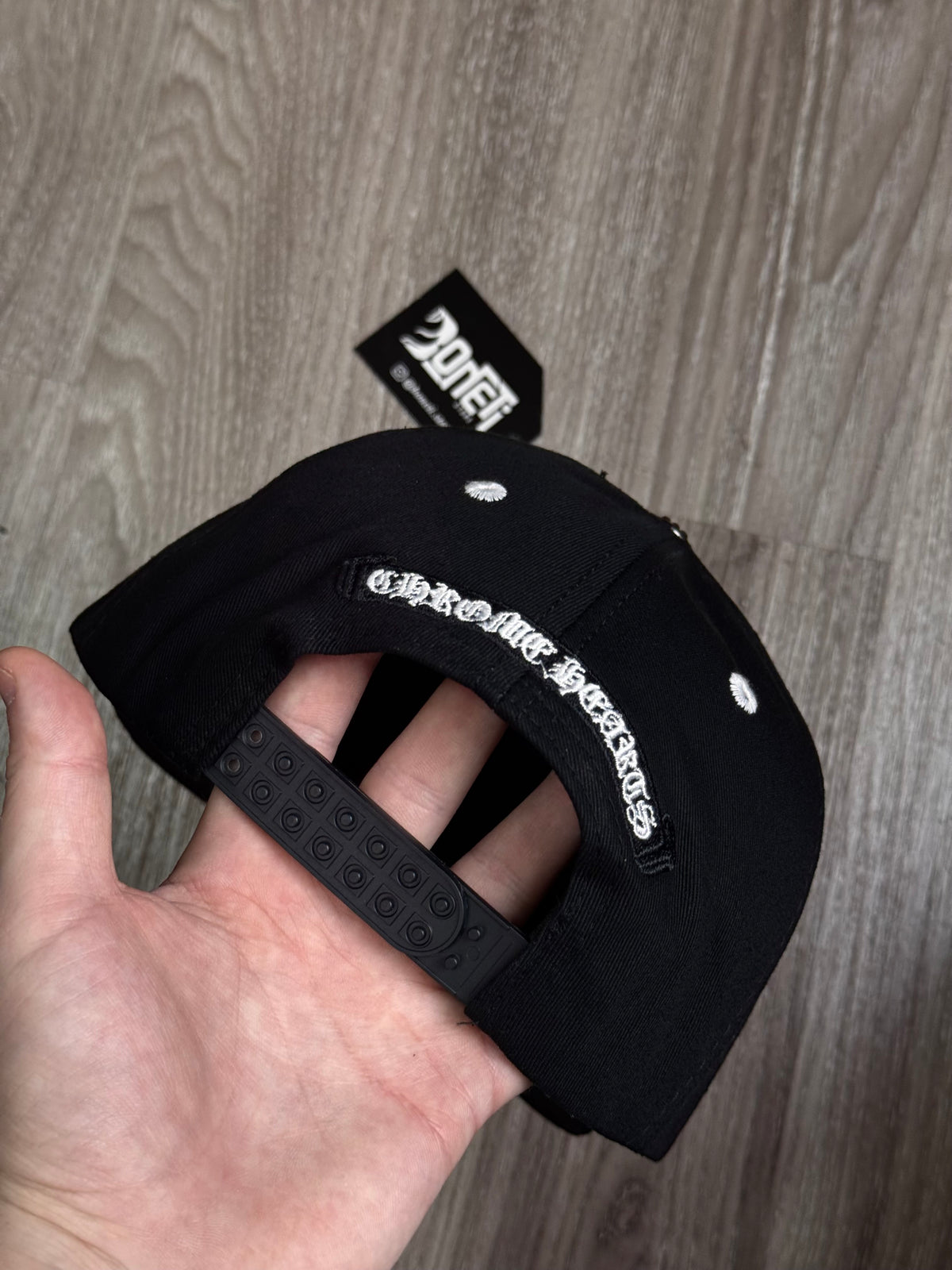 BONÉ CHROME HEARTS GAS STATION - PRETO E BRANCO