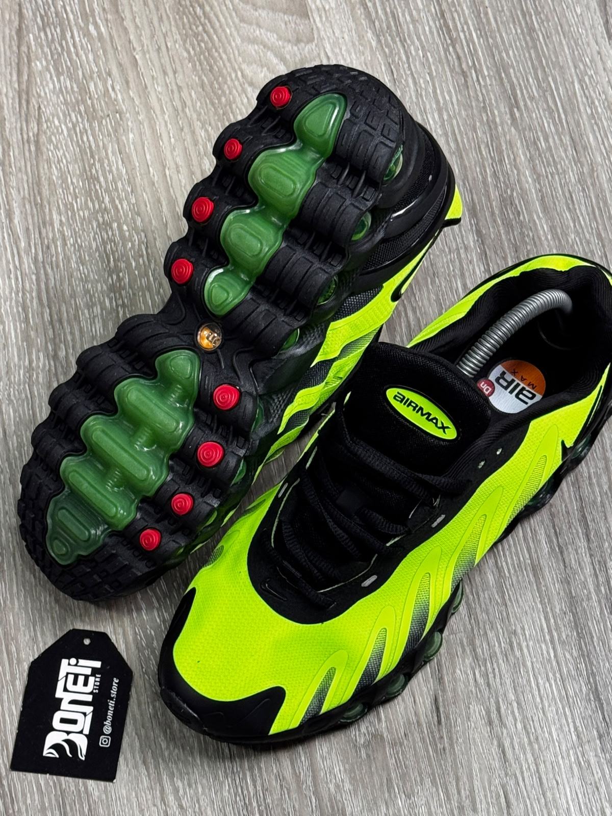 TÊNIS NK AIR MAX DN8 - LIME GREEN