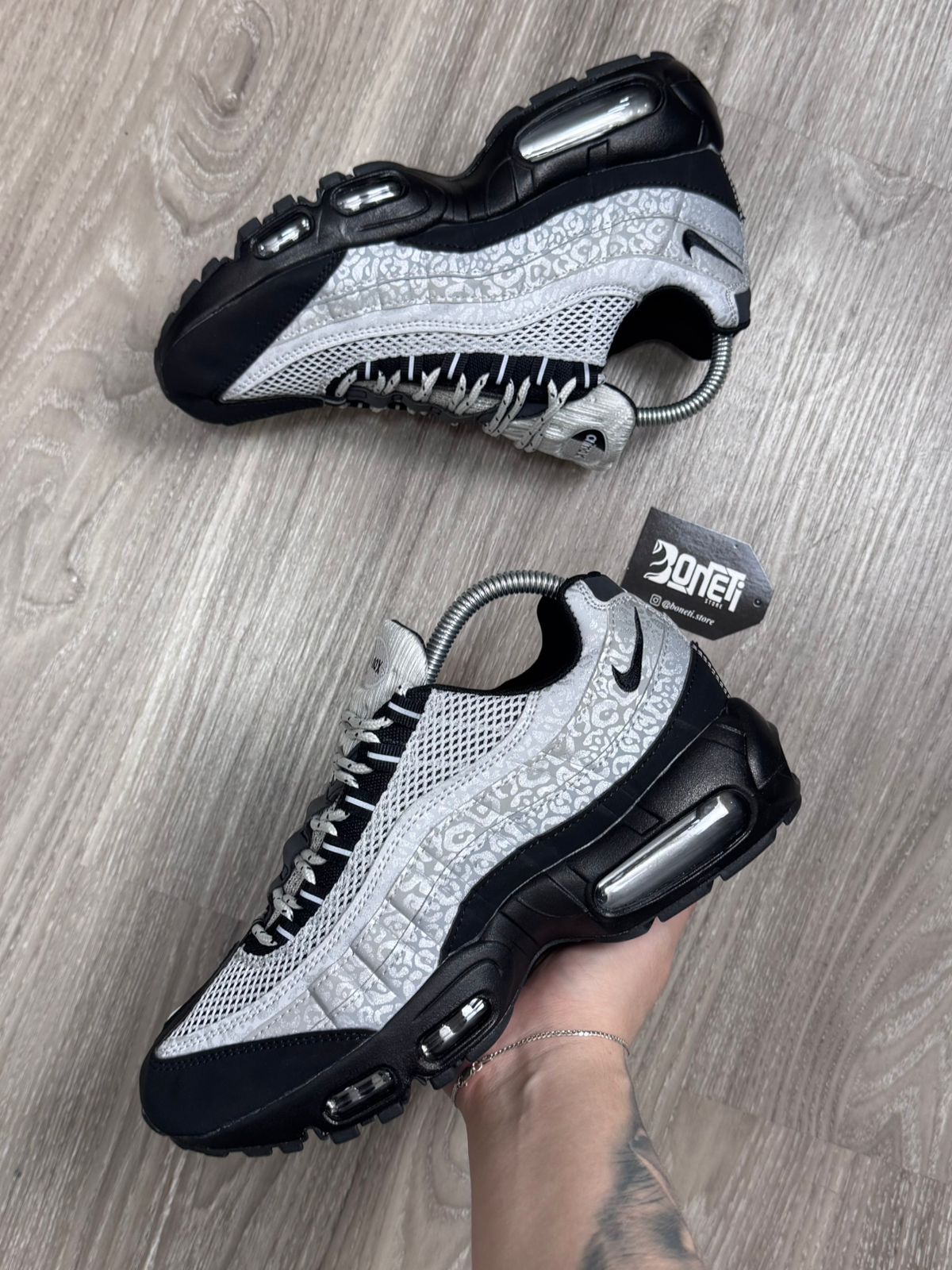 TÊNIS NK AIR MAX 95 - WALK BUNNY