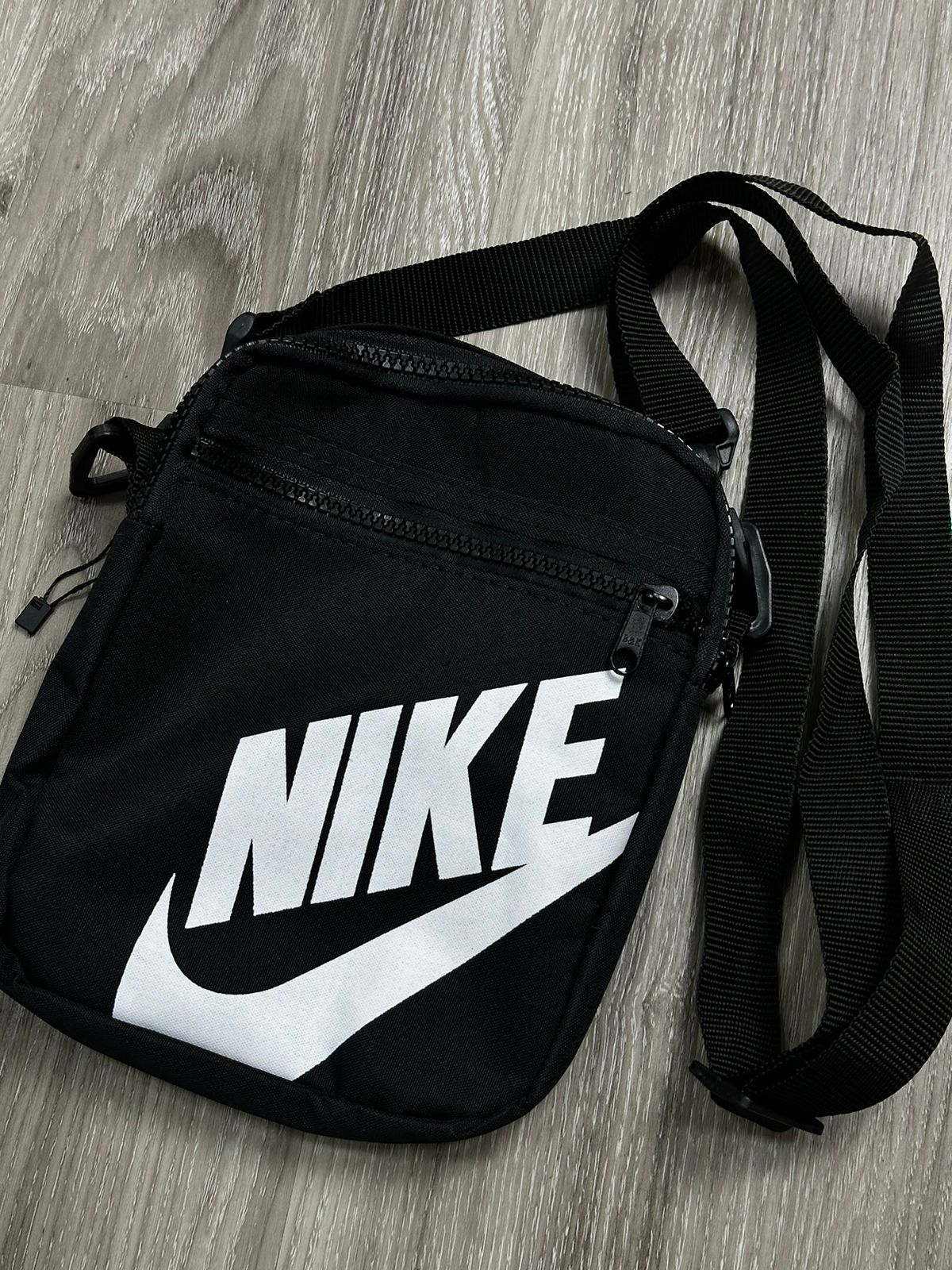 SHOULDER BAG NK BIG LOGO - PRETO