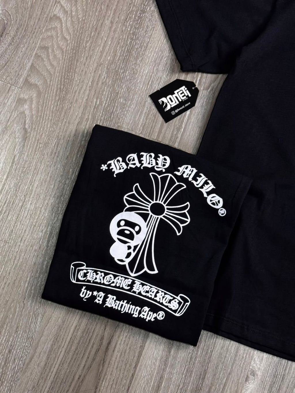 CAMISETA BAPE X CHROME HEARTS BABY MILO - PRETA