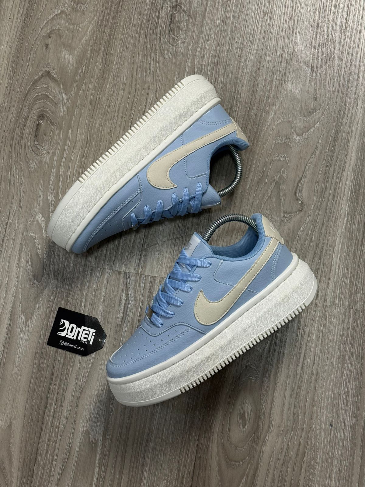 TÊNIS NK COURT VISION - BABY BLUE