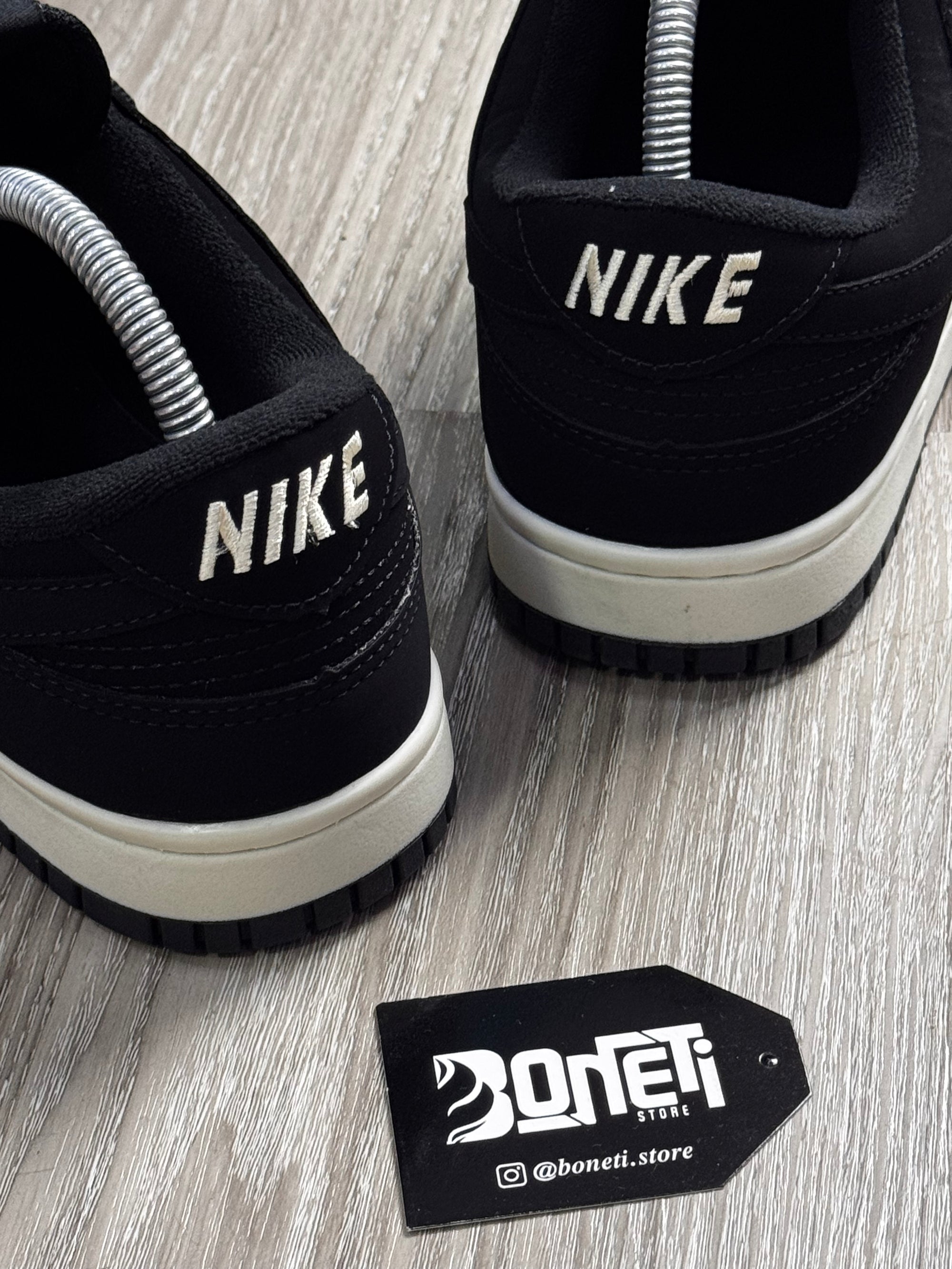 TÊNIS NK DUNK - NOBUCK SOLADO BLACK