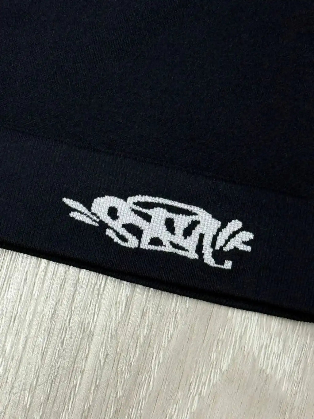 TOUCA SYNA WORLD - PRETA