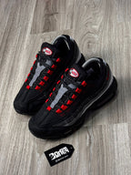 TÊNIS NK AIR MAX 95 - LIVERPOOL FC