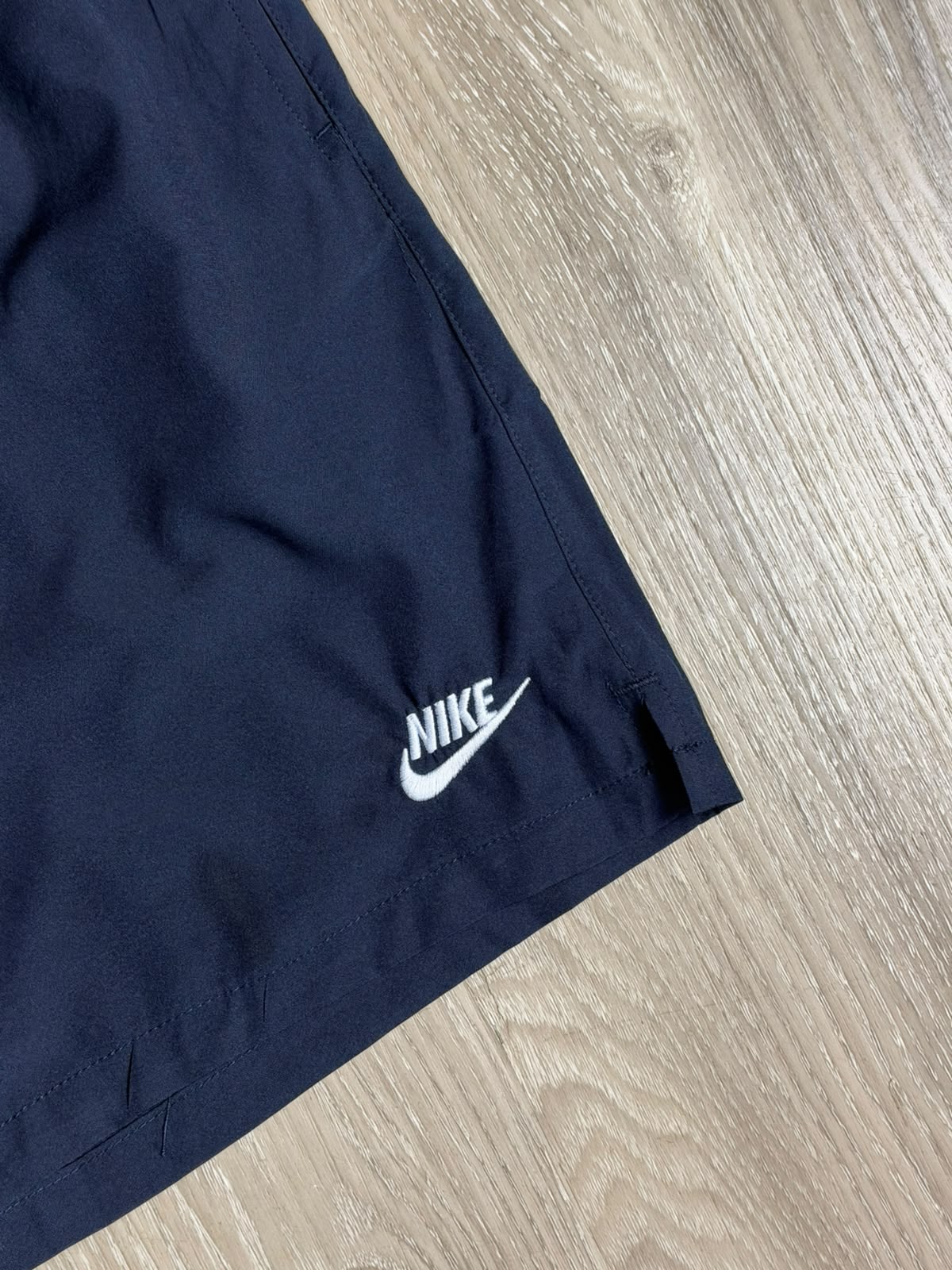 SHORTS TACTEL NK CLUB BORDADO - AZUL MARINHO
