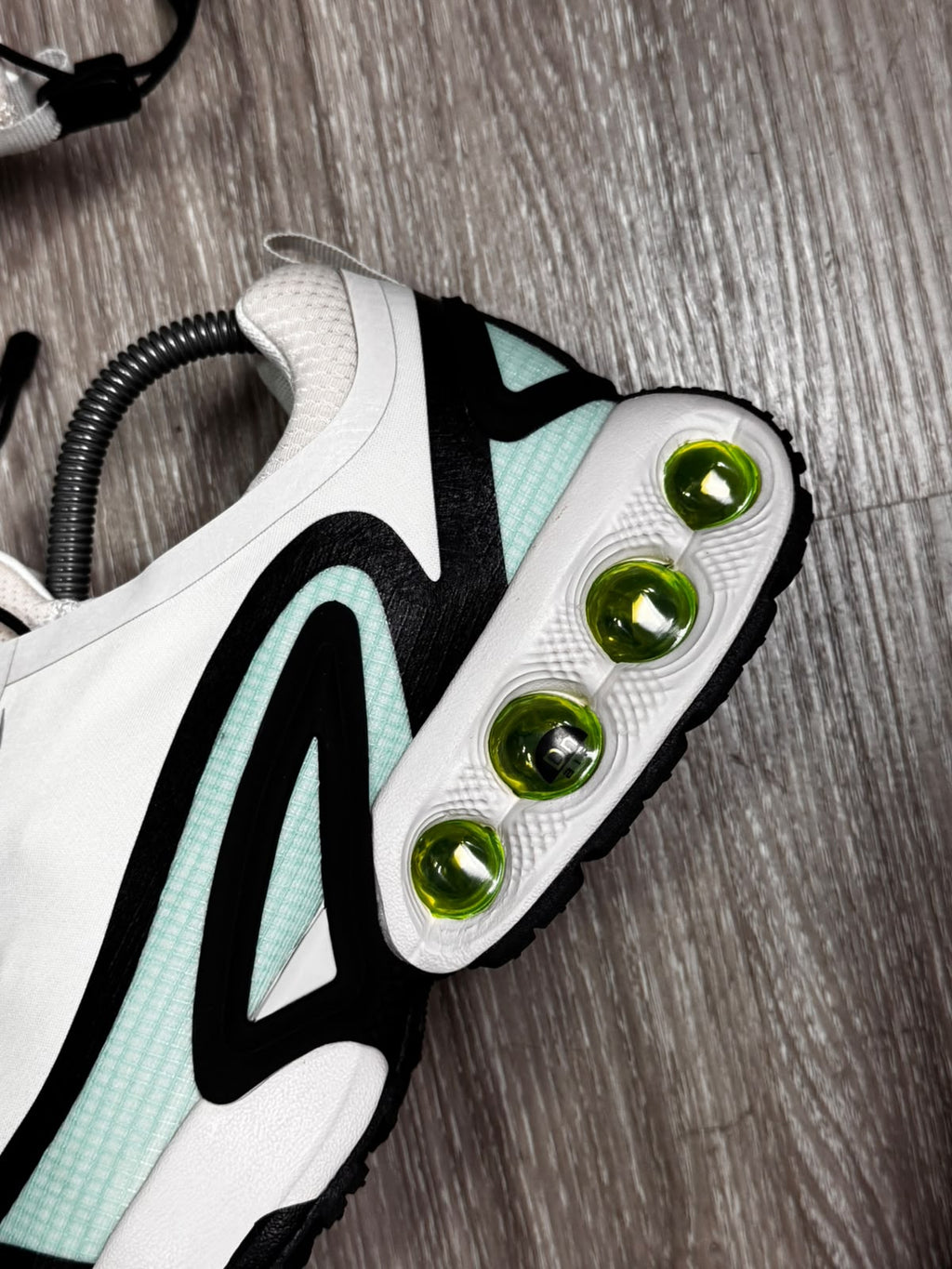 TÊNIS NK AIR MAX DN ROAM - COLLEGE GREY